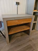 Houten kastje met betonlook, Oosterwolde FR, Ophalen, Gebruikt, Bureau