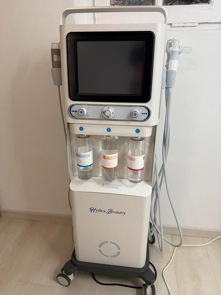 Hydra beauty hydrafacial apparaat zo goed als nieuw., Witgoed en Apparatuur, Persoonlijke-verzorgingsapparatuur, Zo goed als nieuw