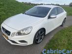Volvo S60 2.0 D4 R-Design Nieuwe Distributie Automaat, Auto's, Euro 5, Gebruikt, Zwart, 1984 cc