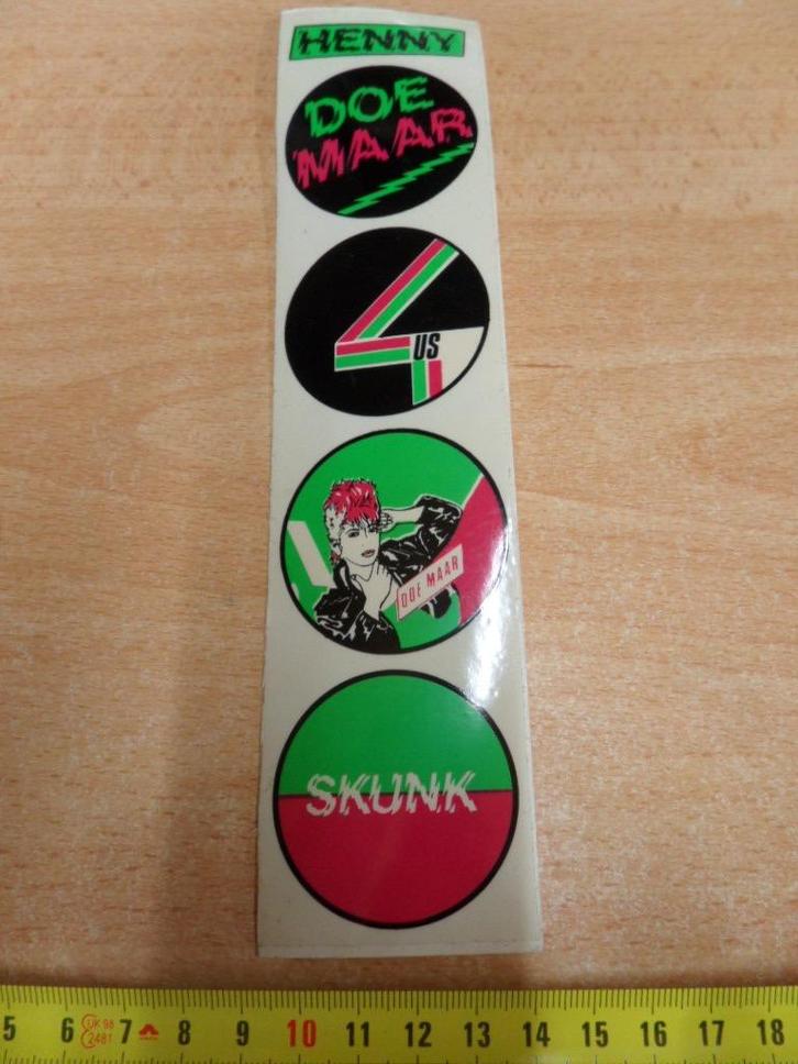 sticker POP transparant DOE MAAR hennie skunk 4us *, Verzamelen, Stickers, Zo goed als nieuw, Bedrijf of Vereniging, Ophalen