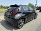 Toyota Yaris 1.5 Hybrid Carplay / 16'' LMV / Bovag garantie, 12 maanden, Gebruikt, Euro 6, Zwart