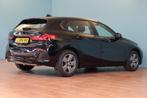 BMW 1-serie 118i Business Edition Automaat | NAVI | CLIMA |, 136 pk, Gebruikt, Zwart, Origineel Nederlands