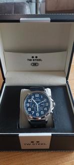 TW Steel TW403, Ophalen of Verzenden, Zo goed als nieuw, Leer, Overige merken