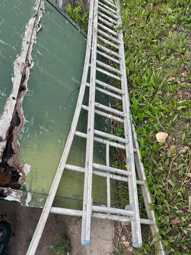 Schuifladder (2x12 treden) te koop, Doe-het-zelf en Verbouw, Ladders en Trappen, Gebruikt, Ladder, 4 meter of meer, Opvouwbaar of Inschuifbaar