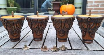 Antieke klassieke poten meubelpoten eiken hout vintage retro beschikbaar voor biedingen
