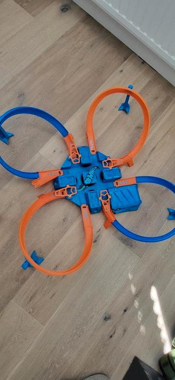Hot Wheels racebaan. beschikbaar voor biedingen