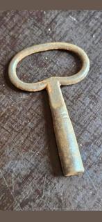 Originele antieke kloksleutel NR6 €6, Antiek en Kunst, Antiek | Klokken, Ophalen of Verzenden