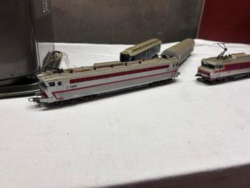 Diverse treinen . Zie foto . H0 . Geen Marklin beschikbaar voor biedingen