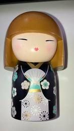 Kimmidoll Collection Hasumi Gelukspoppetje Japan Kokeshi, Antiek en Kunst, Kunst | Designobjecten, Verzenden