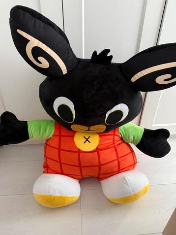 Grote Bing Knuffel beschikbaar voor biedingen