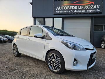 Toyota Yaris 1.5 Edition 2014 Hybride automaat (bj 2014) beschikbaar voor biedingen
