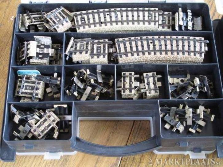 Marklin stukjes pakket 50 stuks M-rail, Hobby en Vrije tijd, Modeltreinen | H0, Gebruikt, Rails, Wisselstroom, Märklin, Ophalen of Verzenden