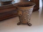 Messing vintage bloempotje de diameter is 10 cm en de hoogte, Ophalen of Verzenden