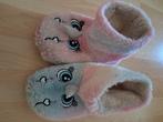 Gratis af te halen eenhoornsloffen mt 34, Kinderen en Baby's, Kinderkleding | Schoenen en Sokken, Ophalen, Gebruikt, Thu!s, Overige typen