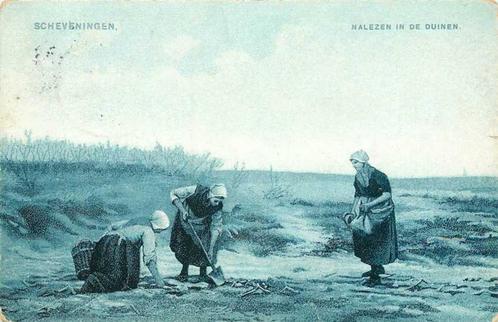 (300-251-045) Scheveningen Nalezen in de Duinen, Verzamelen, Ansichtkaarten | Nederland, Zuid-Holland, Verzenden