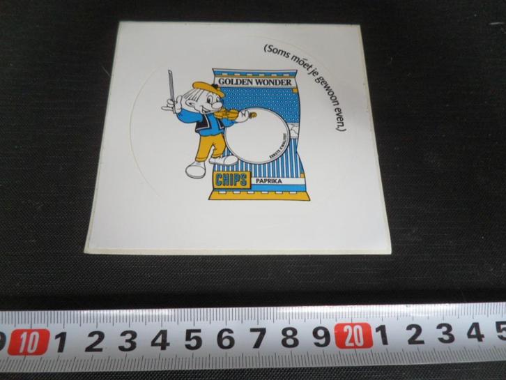 sticker Golden Wonder chips  strip  met viool, Verzamelen, Stickers, Zo goed als nieuw, Bedrijf of Vereniging, Ophalen