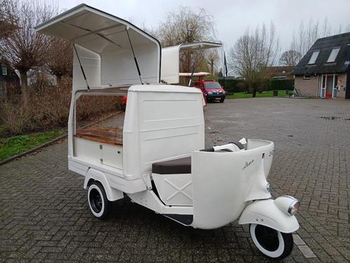 Prachtige vintage foodtruck Piaggio Ape tuktuk Vespa coffee, Diversen, Brommobielen en Scootmobielen, Zo goed als nieuw, Overige merken