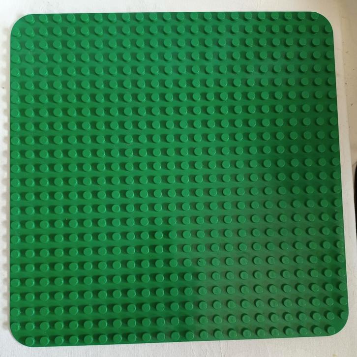Duplo grote grondplaat groen 38 x 38 cm zgan, Kinderen en Baby's, Speelgoed | Duplo en Lego, Zo goed als nieuw, Duplo, Ophalen of Verzenden