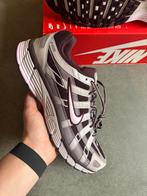 Nike p6000 burgundy crush ‘maat 47,5’, J, Overige kleuren, Nieuw, Ophalen of Verzenden