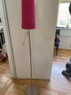 Staande lamp voor kinderkamer, fuchsia roze kap, Huis en Inrichting, Lampen | Vloerlampen, Ophalen, Zo goed als nieuw, 150 tot 200 cm