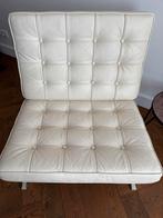 Barcelona replica fauteuil mooie staat ecru off white, Huis en Inrichting, Fauteuils, Ophalen, Gebruikt
