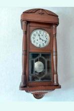 Antieke wandklok met slinger/ klepel, Antiek en Kunst, Antiek | Klokken, Ophalen