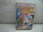 vhs 108a sing along songs en je zeeft, Cd's en Dvd's, VHS | Kinderen en Jeugd, Alle leeftijden, Ophalen of Verzenden, Zo goed als nieuw