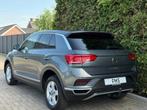 Volkswagen T-Roc 1.5 TSI Sport Trekhaak Camera, Stof, Zwart, 4 cilinders, 150 pk