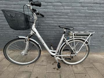 Stella elektrische fiets accu goed beschikbaar voor biedingen