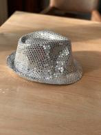 Shiny zilveren hoedje ongedragen, Hobby en Vrije tijd, Feestartikelen, Nieuw, Ophalen of Verzenden, Feestartikel