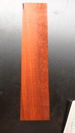 Padouk blok nr 17.   24 x 22 x 5,5 cm, Ophalen of Verzenden