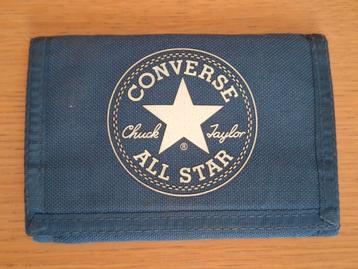 Blauwe Converse All Star portemonnee. 13x9 cm. beschikbaar voor biedingen