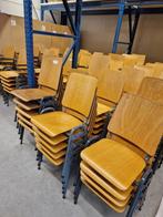 PARTIJ Houten Kerkstoelen Jaren '70 Schoolstoelen 15,00 p/st, Huis en Inrichting, Stoelen, Vijf, Zes of meer stoelen, Metaal, Gebruikt