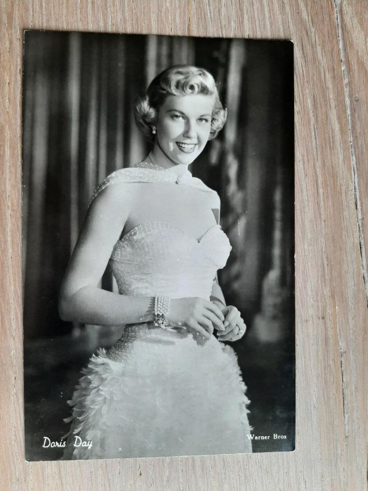 originele oude filmsterren kaart Doris Day in galajurk, jr50, Verzamelen, Ansichtkaarten | Themakaarten, Ongelopen, 1940 tot 1960