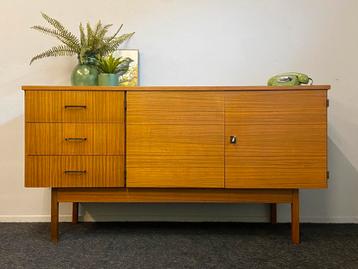 Vintage sideboard jaren 60/70 retro dressoir teak meubel beschikbaar voor biedingen