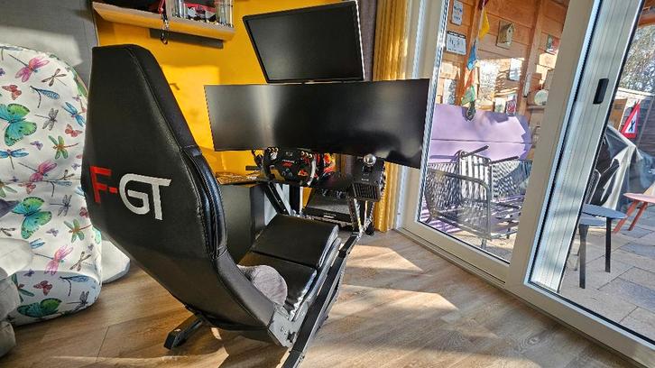 Complete RACE SIM set, Computers en Software, Desktop Pc's, Zo goed als nieuw, 3 tot 4 Ghz, 32 GB, Ophalen