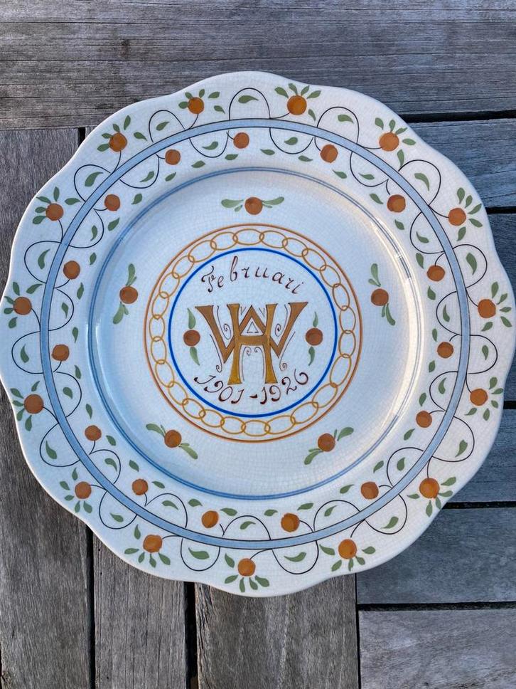 Herdenkingsbord 25 jarig huwelijk Wilhelmina 1926, Verzamelen, Koninklijk Huis en Royalty, Servies, Ophalen of Verzenden