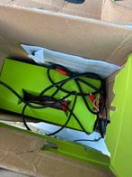 Grundig tv scherm in hoofdsteun van auto, Verzenden, Zo goed als nieuw