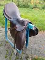 Springzadel Schockmöhle bruin 17 inch, Dieren en Toebehoren, Paarden en Pony's | Zadels, Ophalen of Verzenden, Zo goed als nieuw