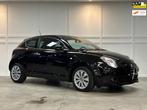 Alfa Romeo MiTo Distinctive / 2015 / Leer / Cruise / Navi, Auto's, Alfa Romeo, Voorwielaandrijving, 101 pk, Gebruikt, Euro 6