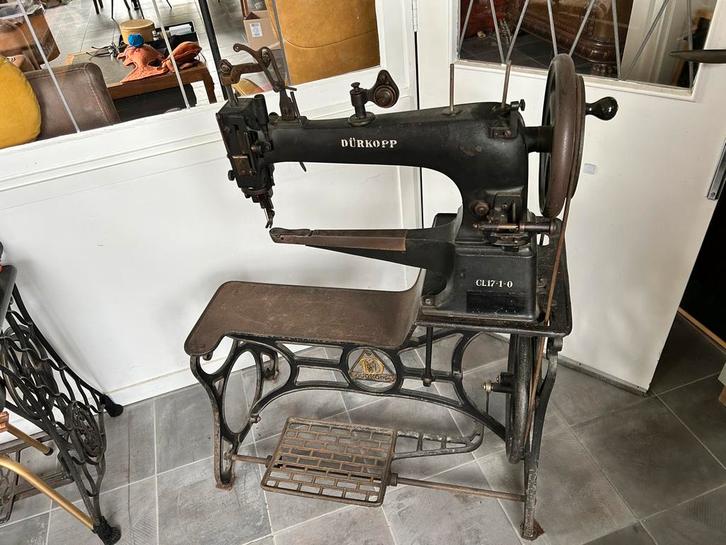 Dürkopp Schoenlappers Naaimachine - loopt soepel, Antiek en Kunst, Antiek | Naaimachines, Ophalen