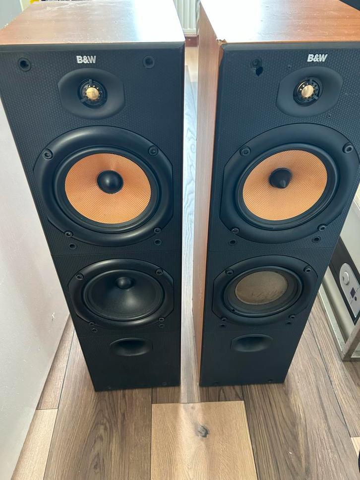 Diverse speakers, Audio, Tv en Foto, Luidsprekers, Gebruikt, Front, Rear of Stereo speakers, 60 tot 120 watt, Bowers & Wilkins (B&W)
