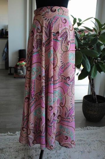 Zwierige maxi-rok met paisleyprint in roze,turquoise – mt 34 beschikbaar voor biedingen
