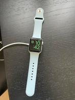 Apple Watch 3 (38mm) met vele bandjes, Gebruikt, Apple, IOS, Zilver