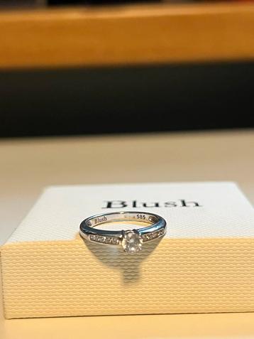14karaat witgoud ring maat 15, zirkonia diamanten Blush beschikbaar voor biedingen