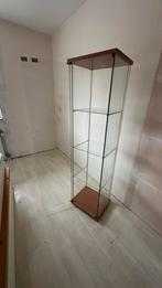 Prachtige glasen vitrinekast, met glazen deur., Huis en Inrichting, Kasten | Vitrinekasten, Ophalen, Minder dan 50 cm, Met deur(en)
