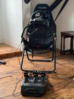 Playseat met stuur en pedalen en koppeling, Spelcomputers en Games, Spelcomputers | Xbox | Accessoires, Ophalen, Zo goed als nieuw
