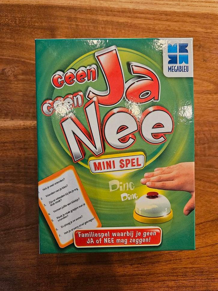 Geen Ja Geen Nee Mini Spel - Megableu, Hobby en Vrije tijd, Gezelschapsspellen | Bordspellen, Nieuw, Een of twee spelers, Drie of vier spelers