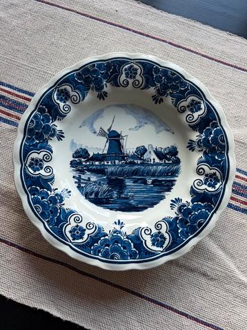 Mooi Delfts Blauw bord 30 cm Distel beschikbaar voor biedingen