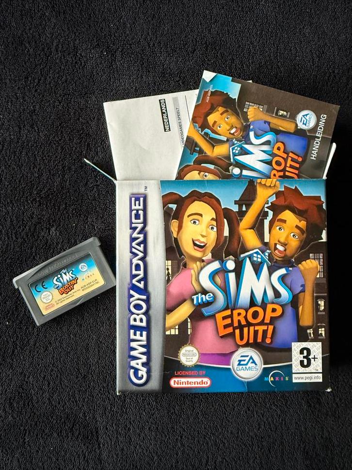 The Sims Erop Uit! GBA - Compleet!, Spelcomputers en Games, Games | Nintendo Game Boy, Gebruikt, Simulatie, 1 speler, Vanaf 3 jaar